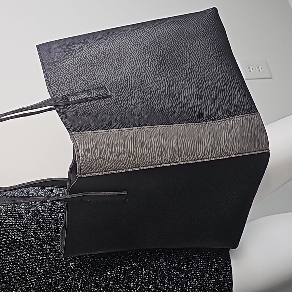 Vince Camuto Handbag